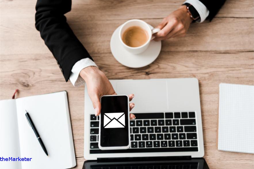 Gestionarea Listelor de Contacte